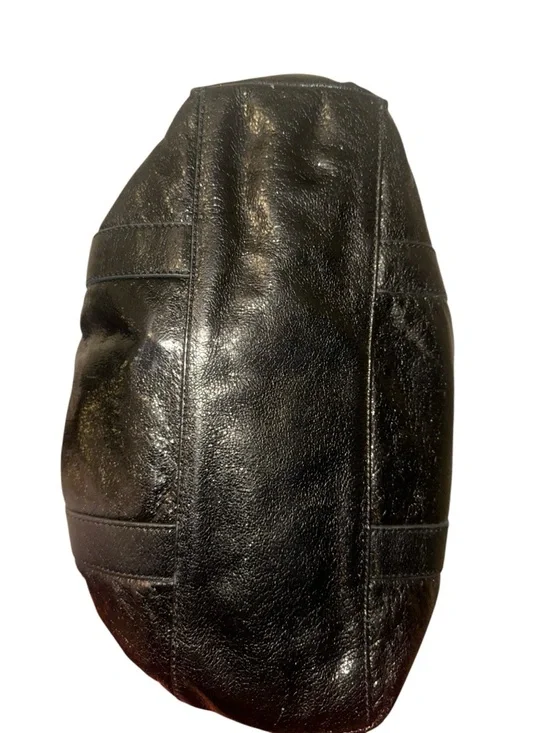 Tory Burch Black Leather Tote with Logo Medallion - Picture 9 of 17